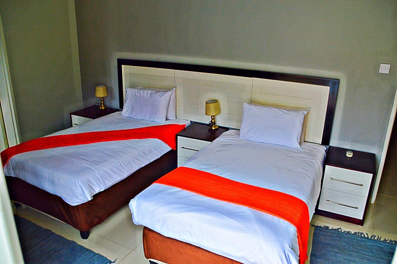 Cosy Palms Bed & Breakfast Gaborone Bagian luar foto