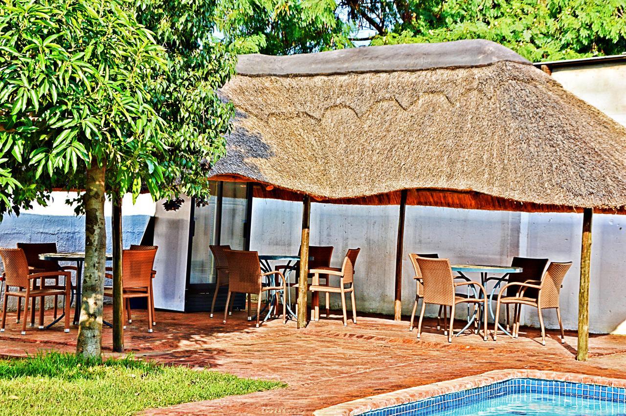Cosy Palms Bed & Breakfast Gaborone Bagian luar foto