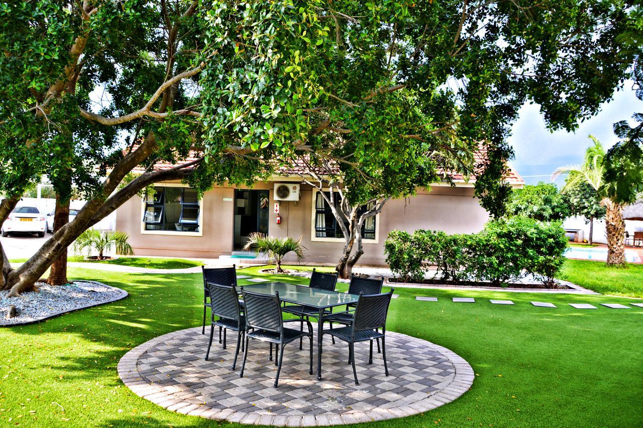 Cosy Palms Bed & Breakfast Gaborone Bagian luar foto