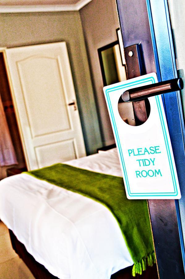 Cosy Palms Bed & Breakfast Gaborone Bagian luar foto