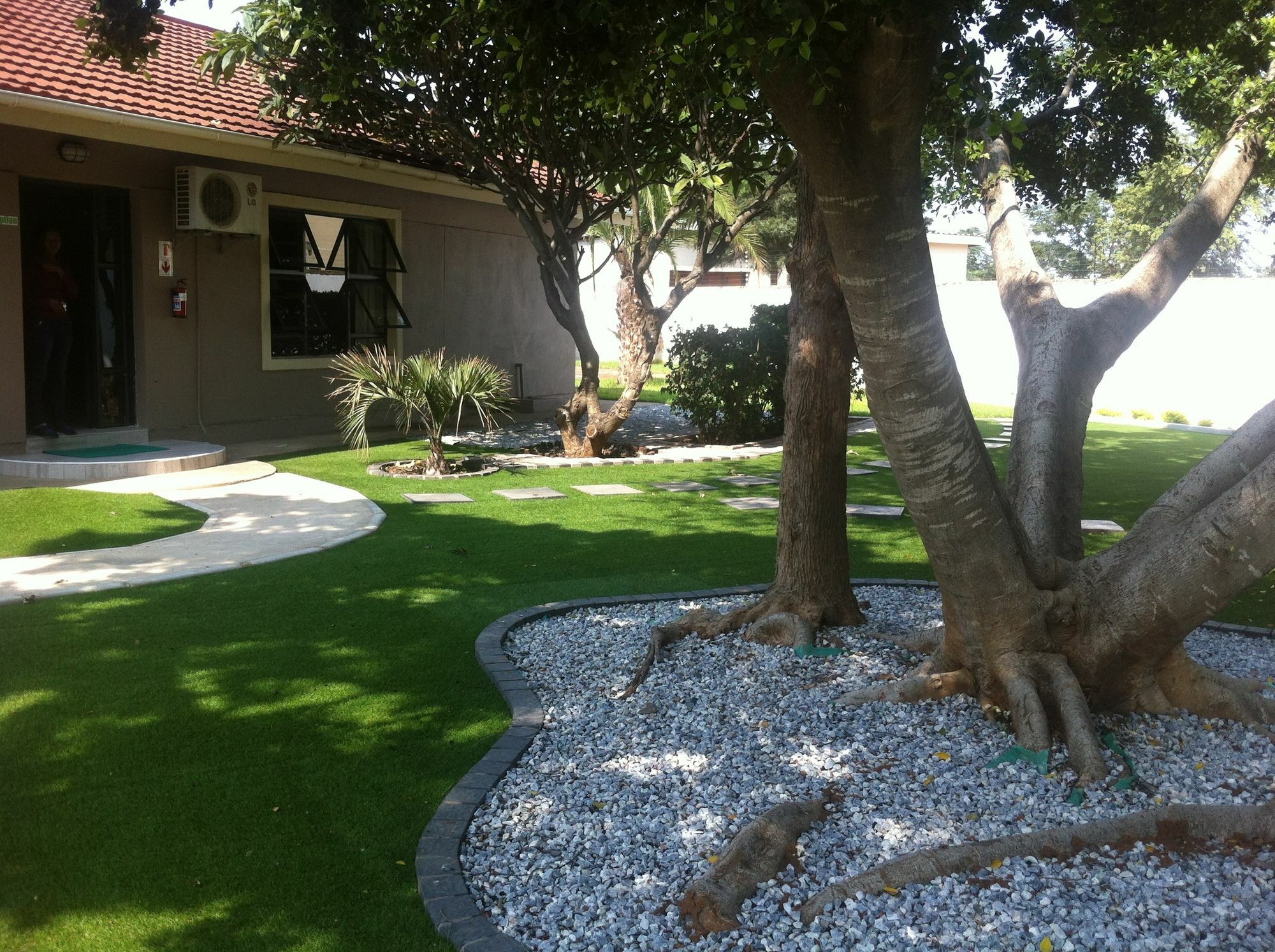 Cosy Palms Bed & Breakfast Gaborone Bagian luar foto